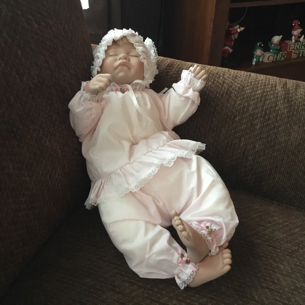 Lee Middleton 1983 “First Moments” 20in Doll